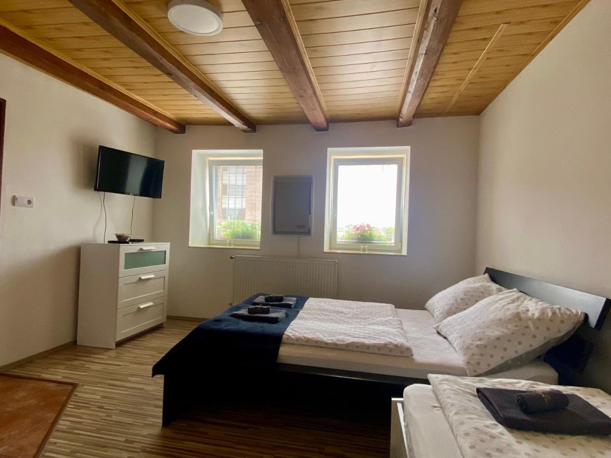 Ubytovani Gm Znojmo Exterior photo
